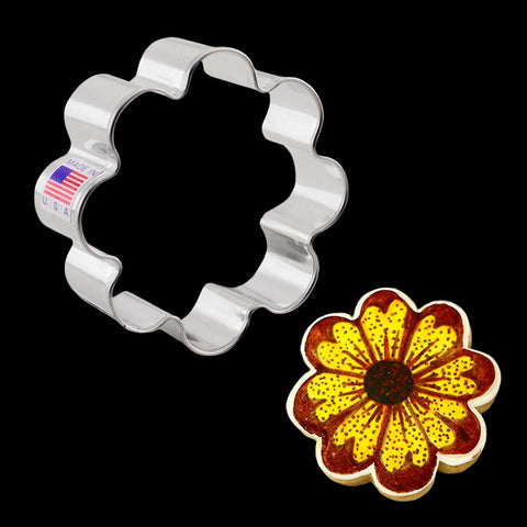 7331 Small Flower  Cookie Cutter