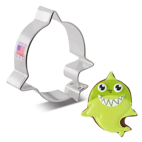8435 Little Shark Cookie Cutter